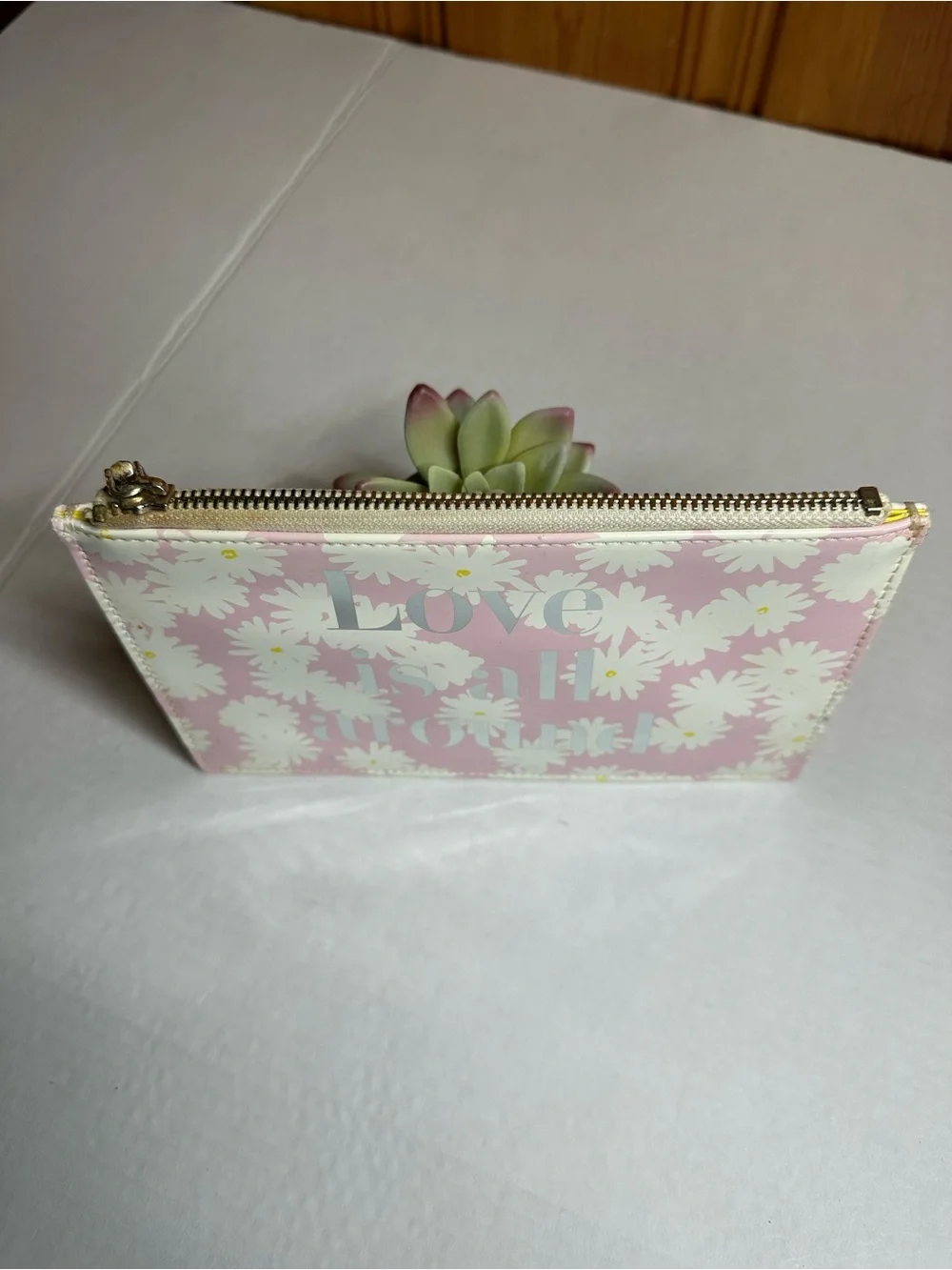 kate spade Pink Daisy Cosmetic Zip Pouch